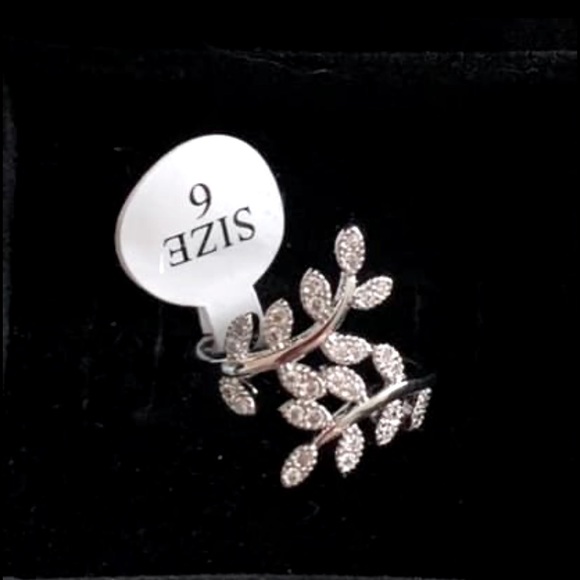 Sterling Silver & Swarovski Crystal Rings - Picture 2 of 4